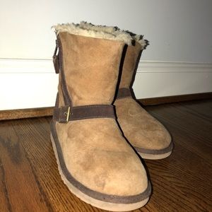 UGG Tan